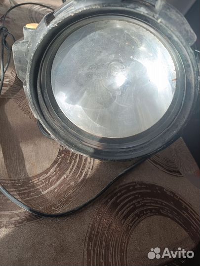 Фонарь для авто