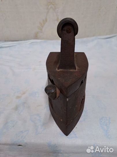 Утюг угольный