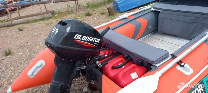 Лодка Gladiator C370AL + мотор gladiator 9.9(15)
