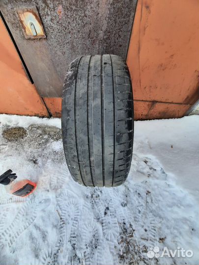 Michelin Pilot Sport 4 225/45 R18 95