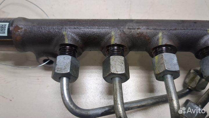 Рампа топливная Opel Insignia