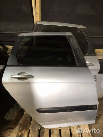 Дверь задняя Пежо 308 универсал