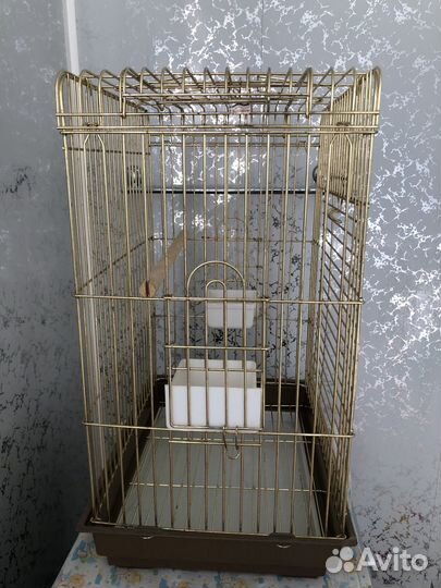 Клетка для крупного попугая