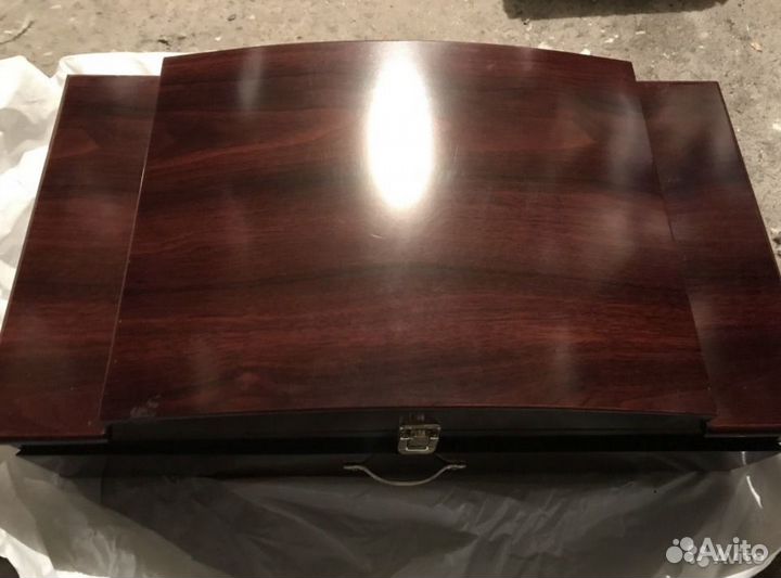 Чемодан для столовых приборов