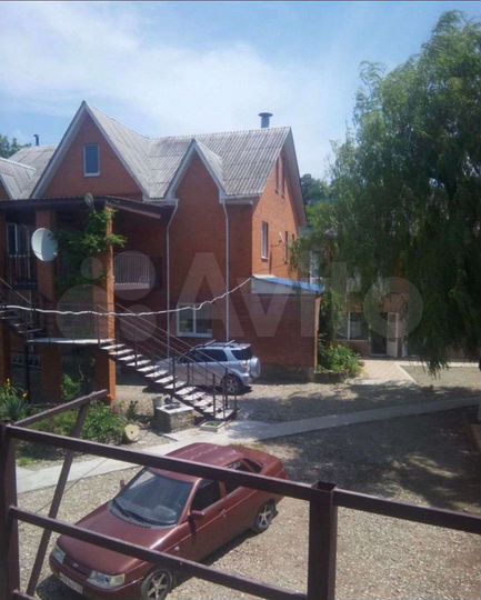 Дом 210 м² на участке 16,5 сот.