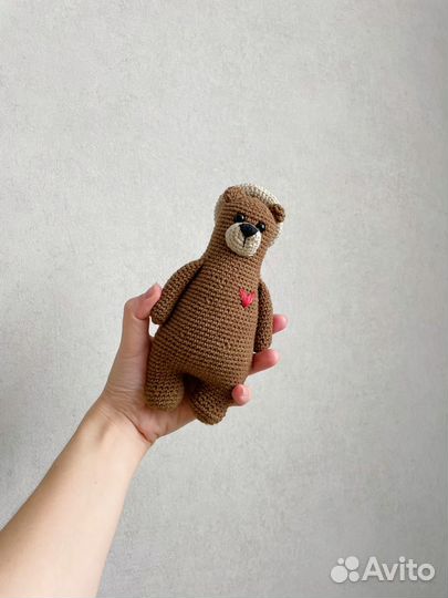 Вязаная игрушка Мишка