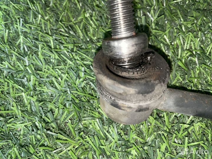 Стабилизатор передний Hummer H3 GMT345