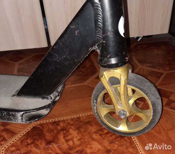 Трюковой самокат