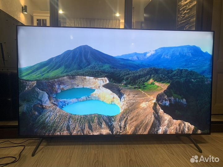 Tv.Samsung SMART 4k 70 диагональ