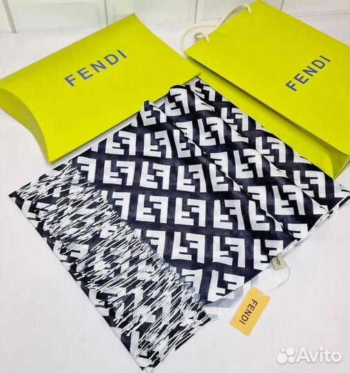 Шарф fendi