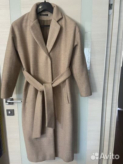 Пальто р.42