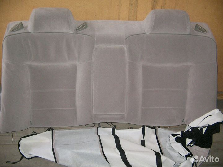 Заднее сиденье (диван) Mark 2 110 2004г