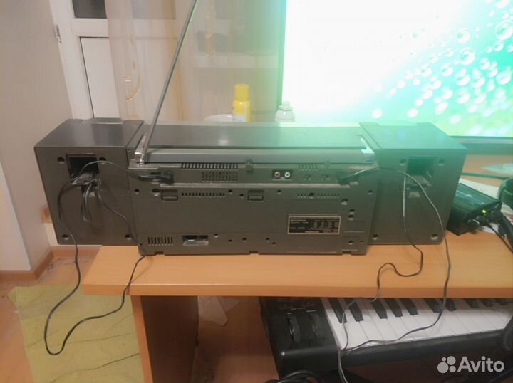 Магнитола Hitachi TRK-W3W