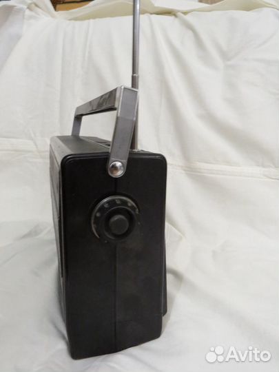 Советский радиоприемник VEF spidola модель 232