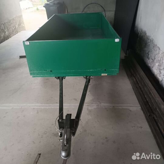 Прицеп на легковой автомобиль