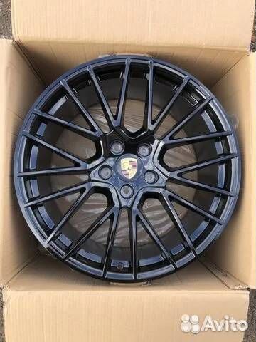 R21 разноширокие на Porsche Cayenne Black 5х130