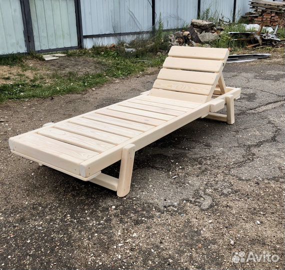 Шезлонг из дерева