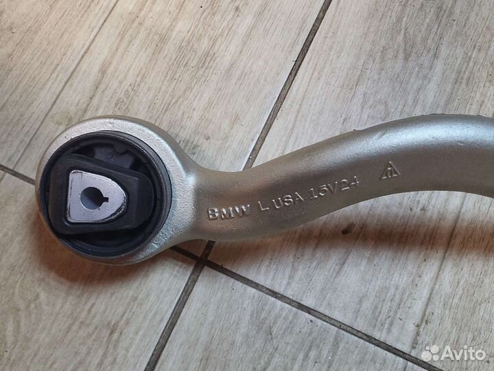 Рычаг левый новый Bmw X5 E70/X6 E71