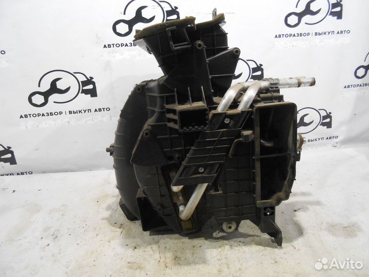 Корпус отопителя Hyundai Elantra XD 1.6l АКПП