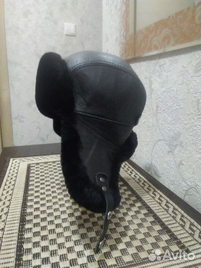 Меховая мужская шапка