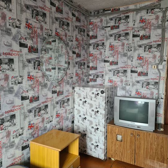 Комната 12 м² в 4-к., 1/1 эт.