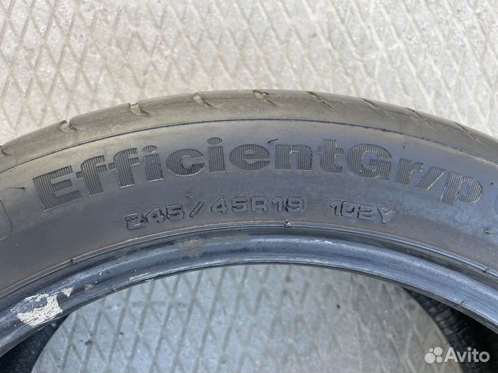 Goodyear EfficientGrip 245/45 R19