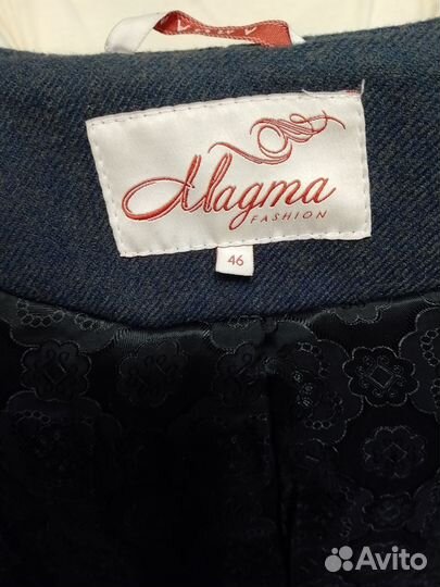 Пальто женское зимнее 46 с капюшоном