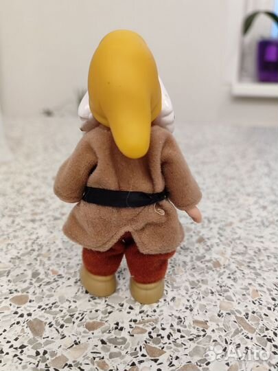 Гном из Белоснежки/ Simda