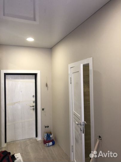 Монтаж межкомнатных дверей