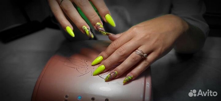 Маникюр педикюр