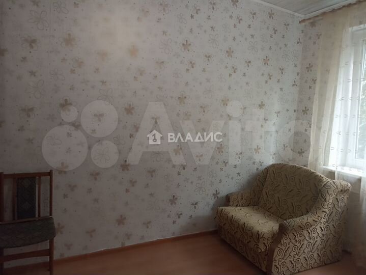 Комната 14 м² в 6-к., 2/3 эт.