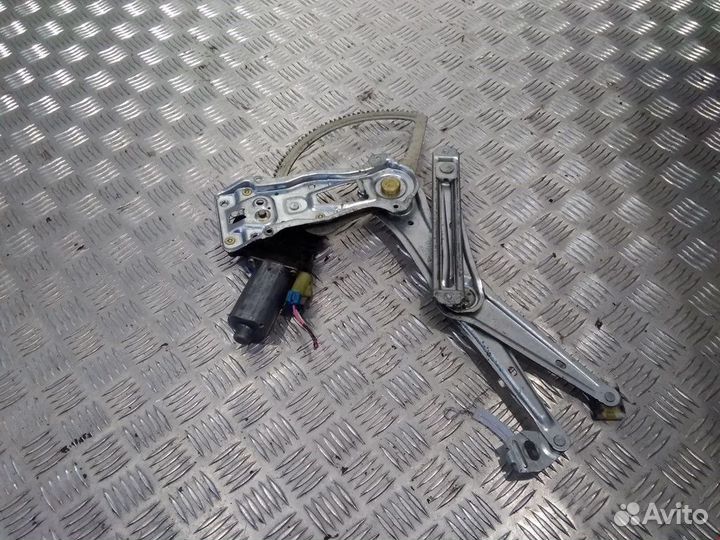 Стеклоподъемник передний правый Mercedes-Benz