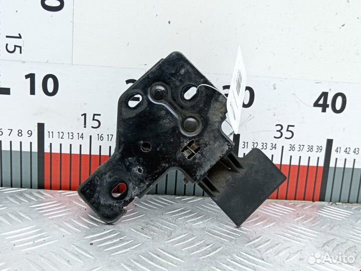 Замок капота для Audi Q7 4L 4L0823480