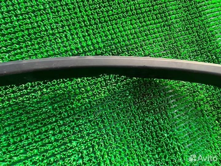 Обшивка двери прав. зад. Lexus LS460