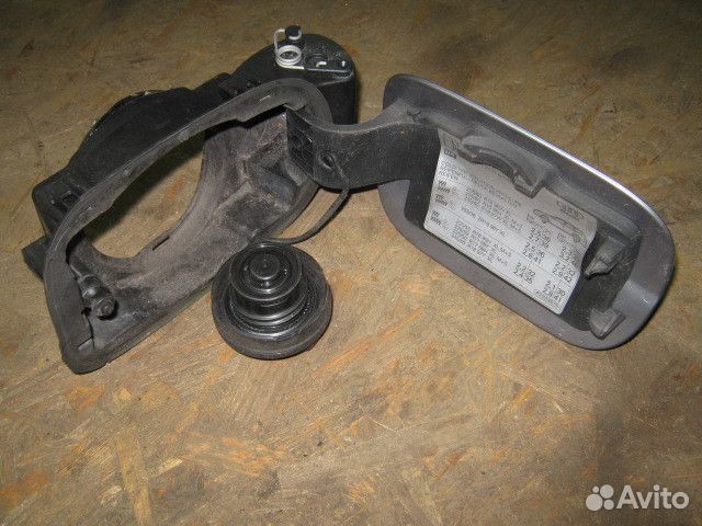 Лючок бензобака Audi A6 C6