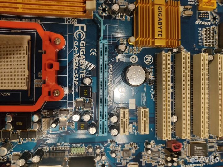 Gigabyte GA-M52L-S3P