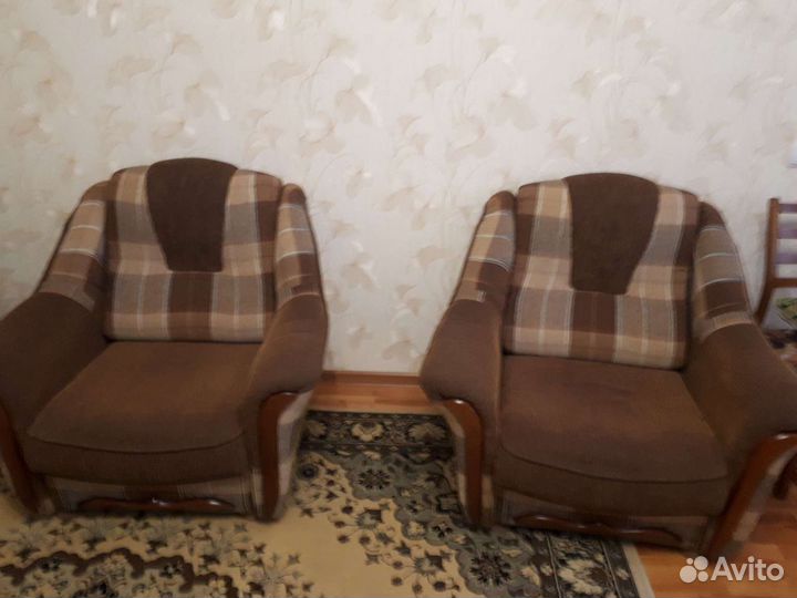 Диван и 2 кресла