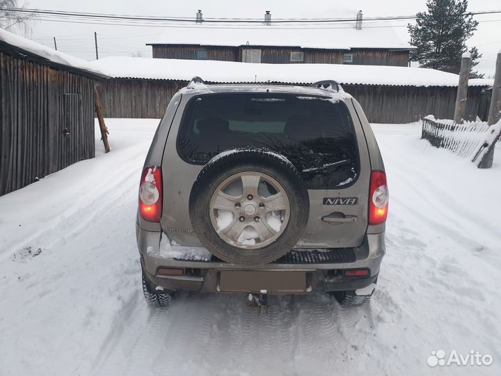 Chevrolet Niva 1.7 МТ, 2011, 125 000 км
