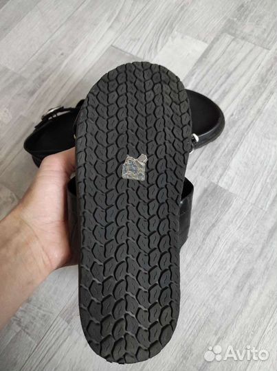 Сандалии 39