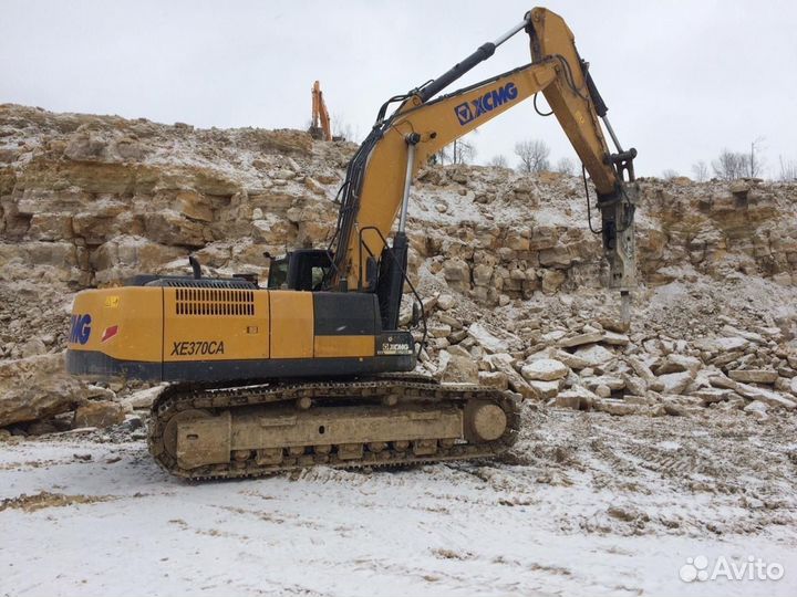 Гусеничный экскаватор XCMG XE370CA, 2024