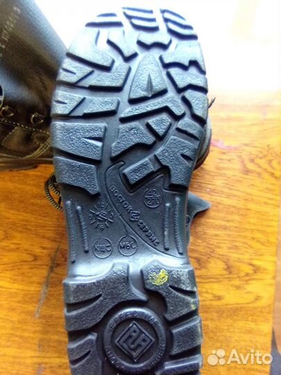 Ботинки рабочие 42