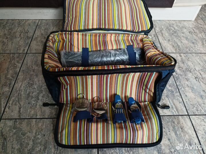 Набор посуды для пикника