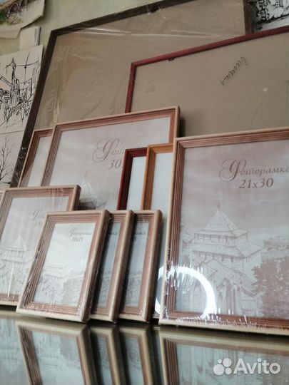 Рамки для фото и картин
