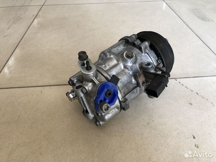 Компрессор кондиционера Volkswagen Polo