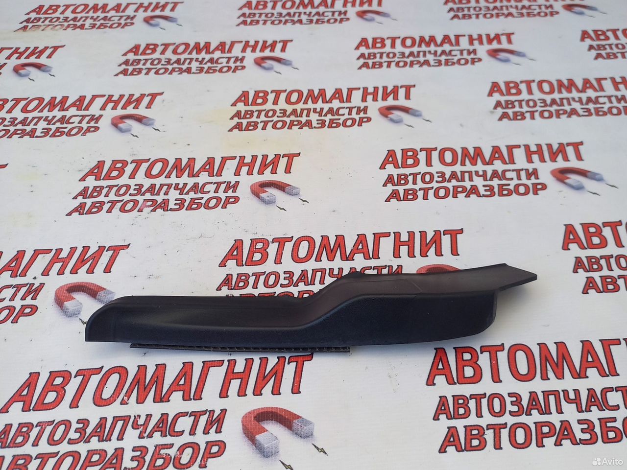 Уголок жабо правый Рено Дастер 2 19 н.в