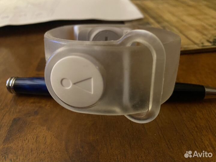 Браслет управления колонкой JBL