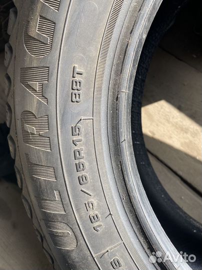 Goodyear Ultragrip Ice Arctic 185/65 R15