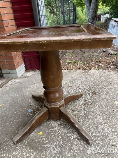 Стол деревянный