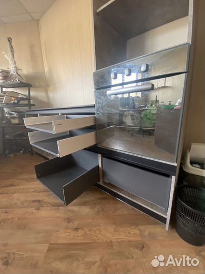 Кухонный гарнитур с выставки