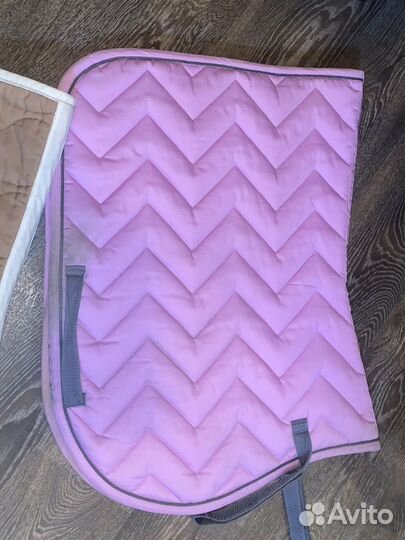 Вальтрапы, ногавки, жакейка, ящик для лошади